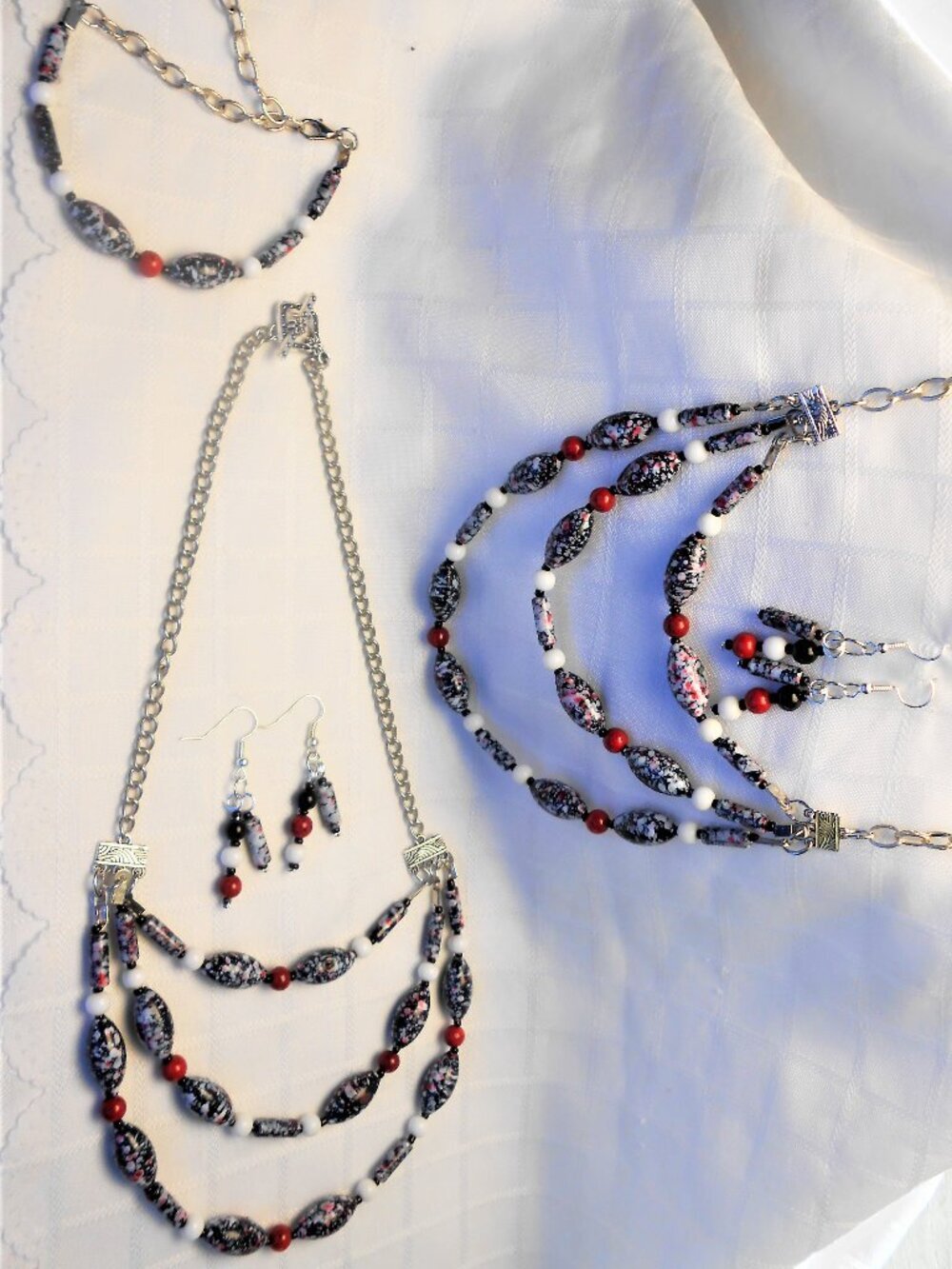 No919 Set of five handmade jewelry pieces for daughter and mom